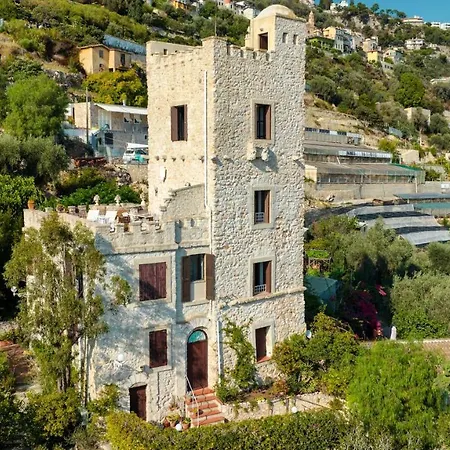 Torre Grimaldi 2&2, Emma Вентимилья