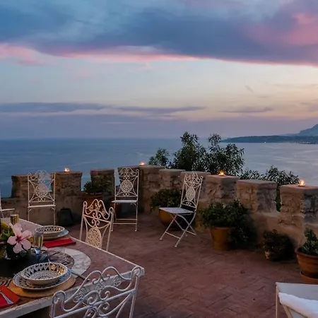 别墅 Torre Grimaldi 2&2, Emma *