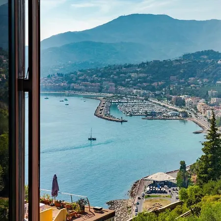 Torre Grimaldi 2&2, Emma Villa