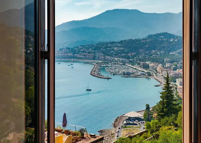 Torre Grimaldi 2&2, Emma Villa