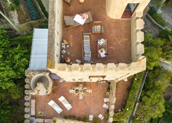 Villa Torre Grimaldi 2&2, Emma Ventimiglia