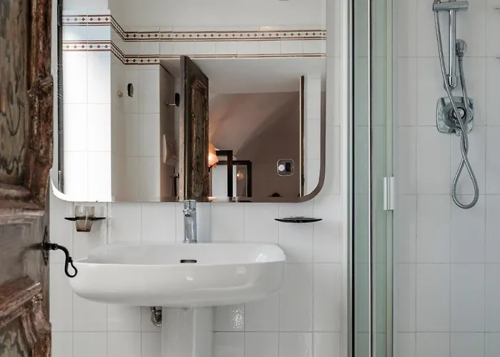 Torre Grimaldi 2&2, Emma * Ventimiglia