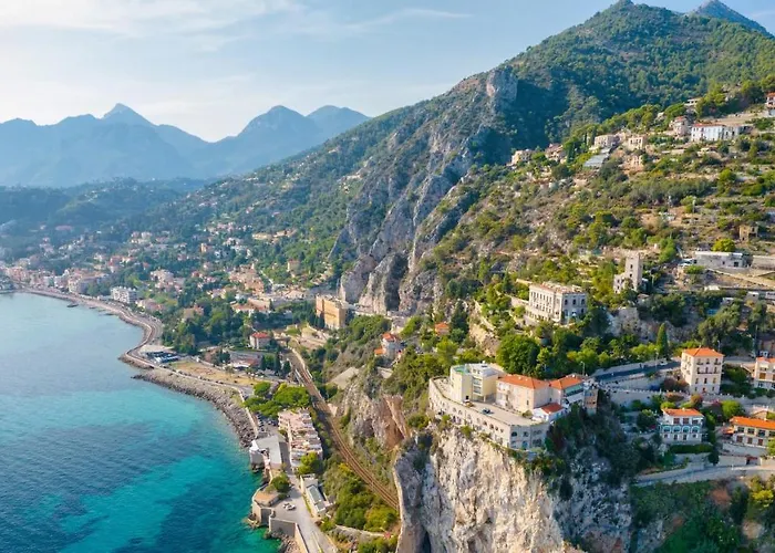 Torre Grimaldi 2&2, Emma
