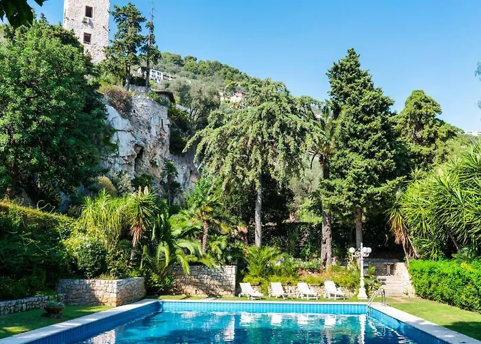 Torre Grimaldi 2&2, Emma Villa